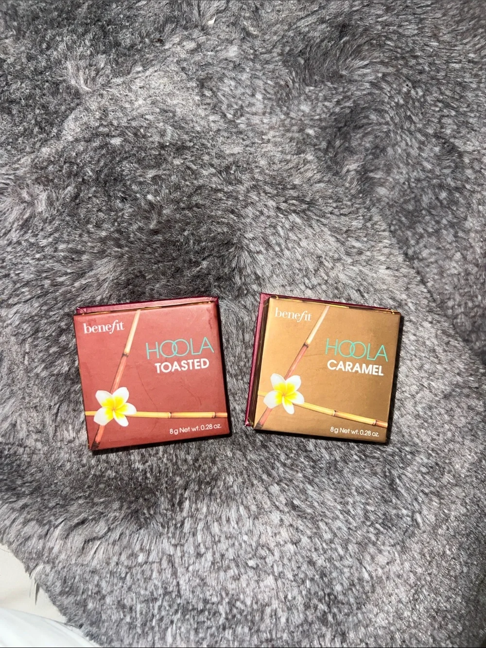 Benefit Hoola Duo Bronzer - Toasted (brick) & Caramel (gold)